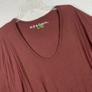 Koto Mens Oversized Drapey Wide Neck Tee Burgundy Maroon T Shirt Large Scoop